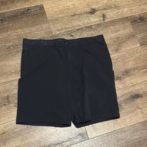 Izod black shorts 40‎
